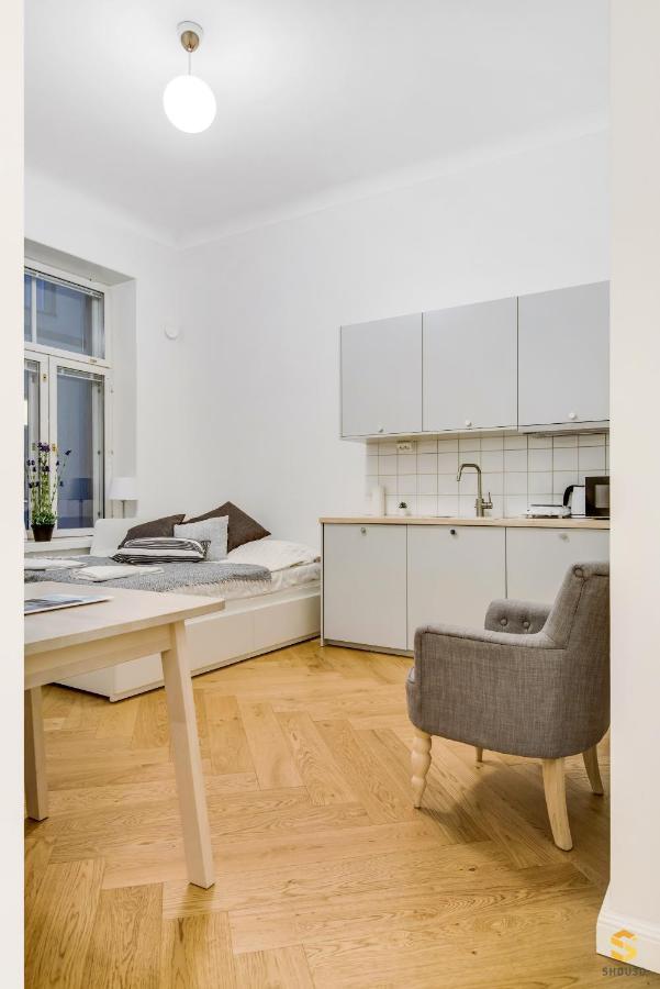 Appartement Pieni Roobertinkatu Big 13 à Helsinki Extérieur photo