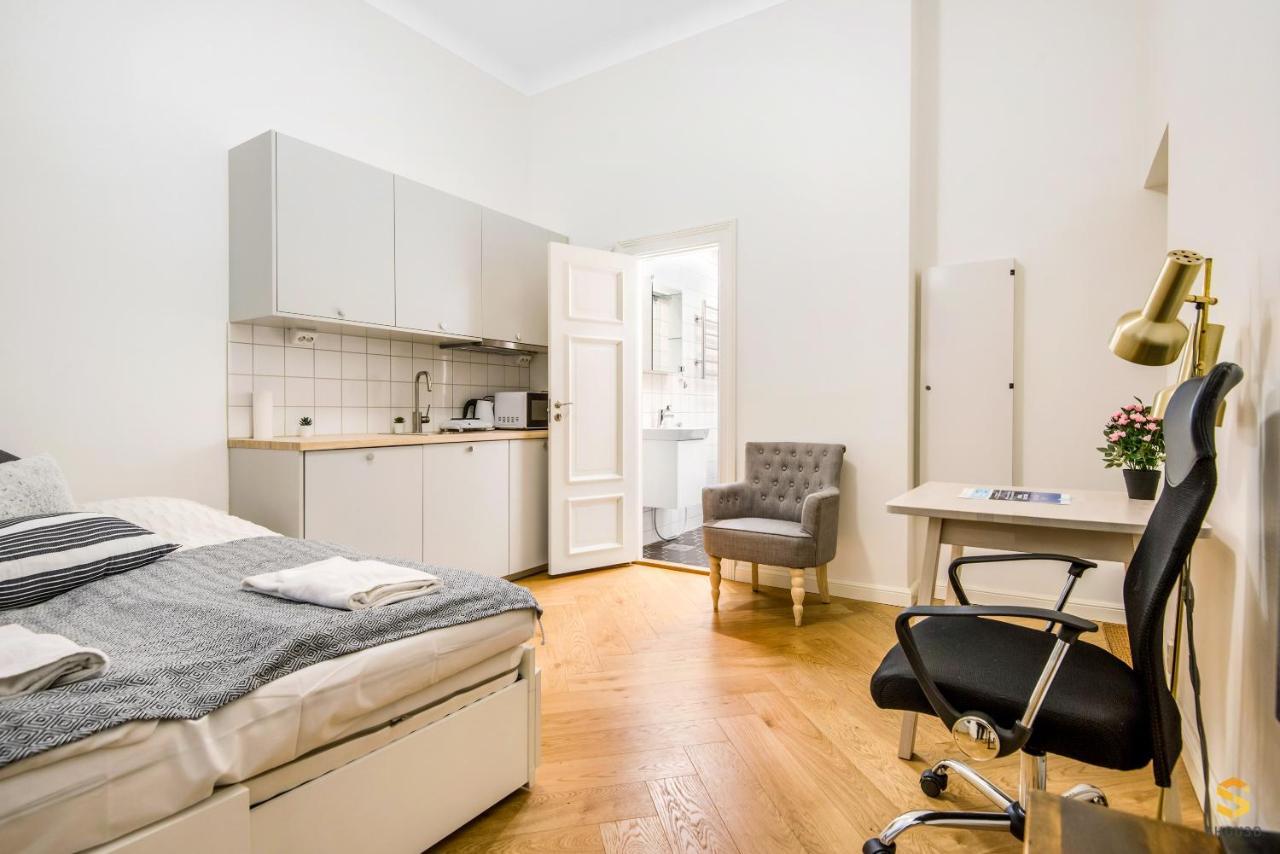 Appartement Pieni Roobertinkatu Big 13 à Helsinki Extérieur photo